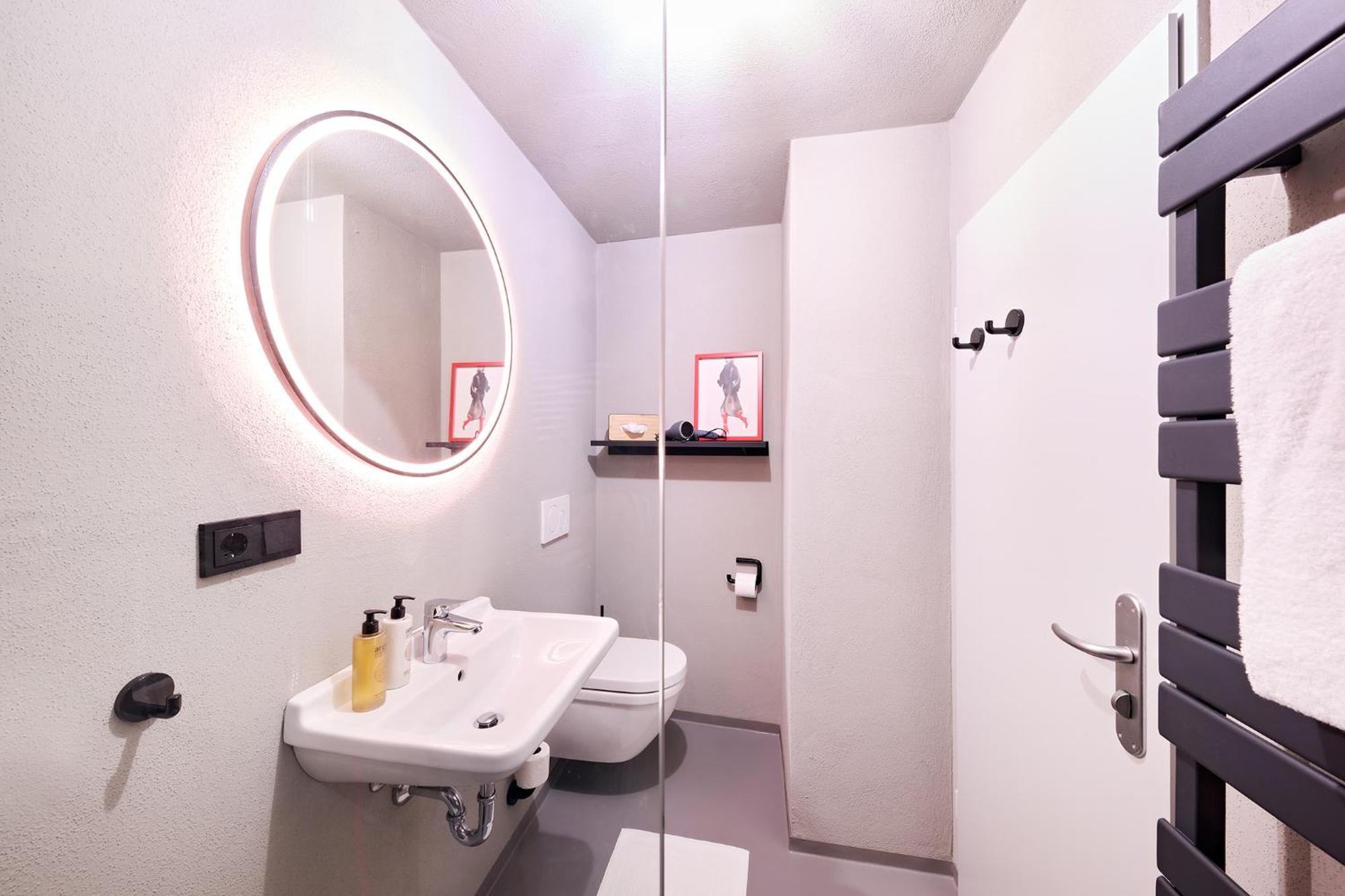Апартаменты Xzllenz Kueche Bad S-Bahn Parken Smart-Tv Wellbeing Neunkirchen am Sand Экстерьер фото